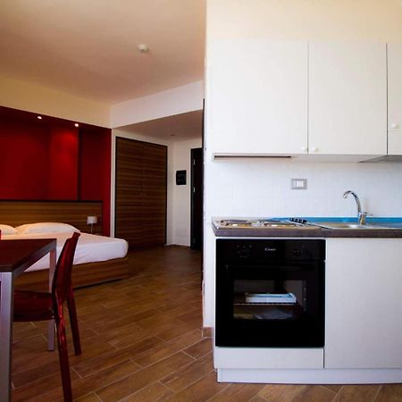 טאולאדה Ste.Mar Apartments מראה חיצוני תמונה