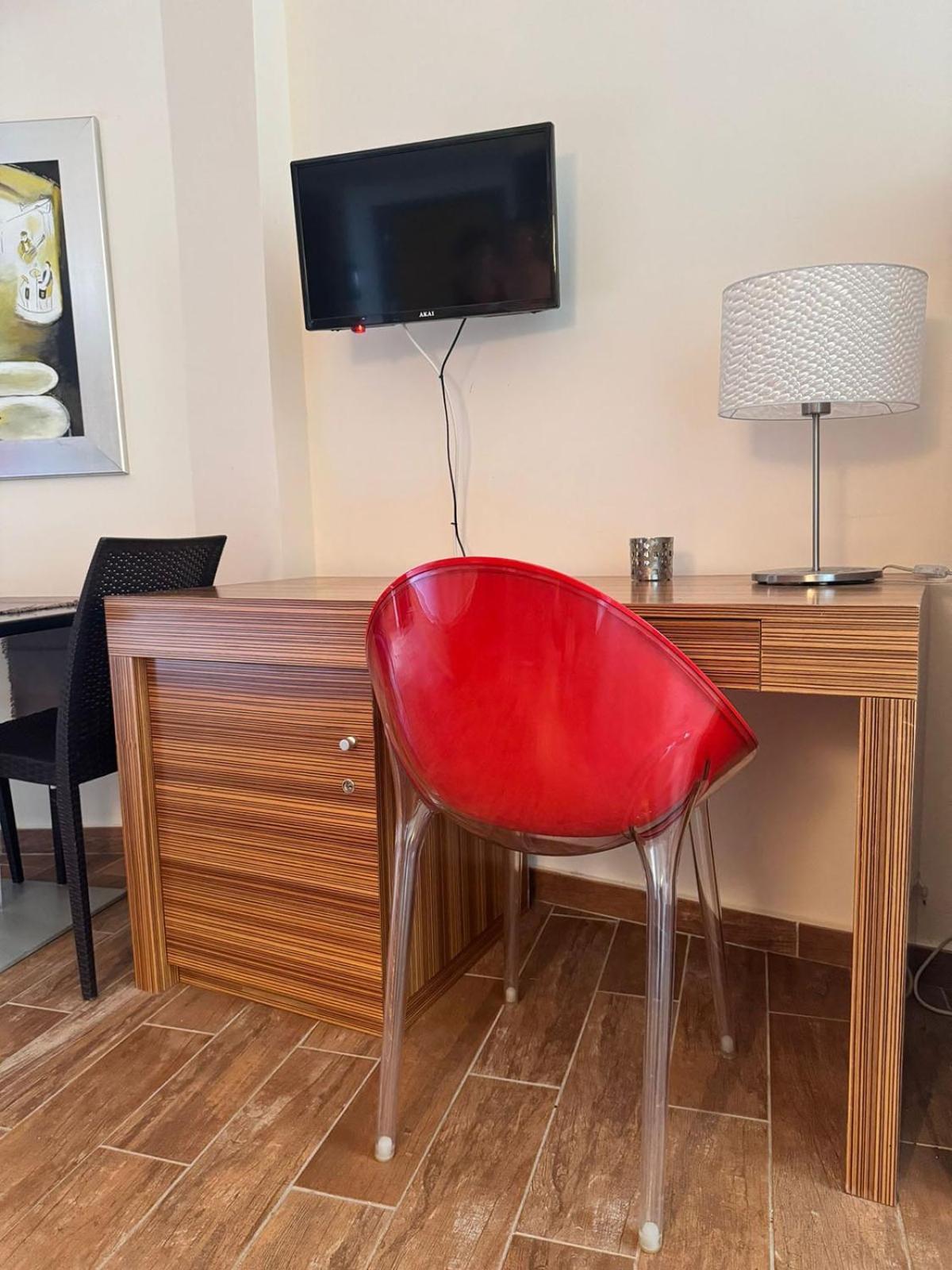 טאולאדה Ste.Mar Apartments מראה חיצוני תמונה